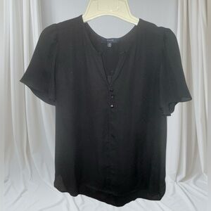 Eclair Women’s Size XS Black Semi-Sheer Split Neck Short Sleeve Blouse